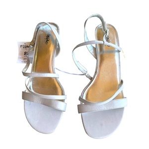 Mossimo Ankle Strap Silver Sandals Women’s Size 8.5